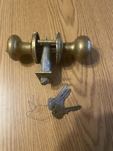 1950 60 S Passage Door Key Lock Knob Set Brass