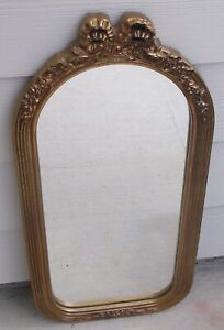 Antique Style Ribbon And Bow Motif Decorator Wall Mirror