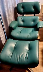 Vintage Mcm Lounge Chair Ottoman In The Style Of Eames Herman Miller