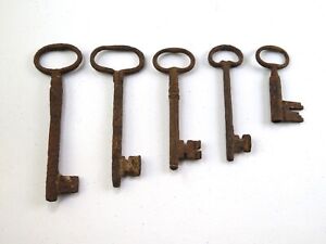 Antique Skeleton Old Gate Lock Keys Rusty Lot Of 5