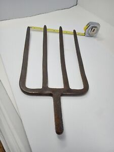 Vintage Pitch Fork Head 4 Tine Prong Hay Farm Hand Tool