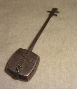 Vintage Japanese Sterling Silver Banjo Instrument Shamisen Salt Or Pepper Shaker