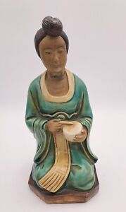 Sancai Ming Dynasty Chinese Pottery Woman With Green Robe Drum
