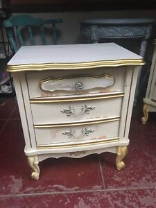 Rare Vintage Hollywood Regency French Provincial Dixie Nightstand 70s Bonnet