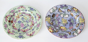  2 Chinese Hand Painted Famille Rose Enamel Porcelain Decorative Plates 10 