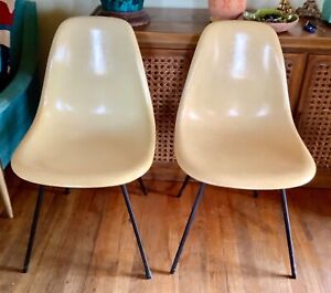Vintage Herman Miller Yellow Beige Molded Fiberglass Eames Shell Chairs Pair