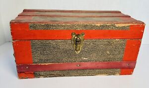 Flat Top Wood Doll Or Salesman Sample Trunk As Acquired Vintage Antique