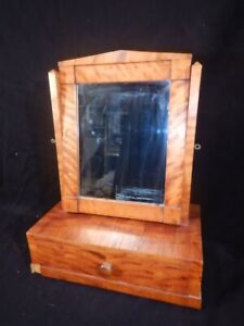 Early Federal 19th Century Curly Tiger Maple Fruitwood Shaving Dresser Mirror