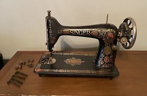 1922 Antique Singer Sewing Machine Treadle Red Eye G9624979 Screws 66 Model