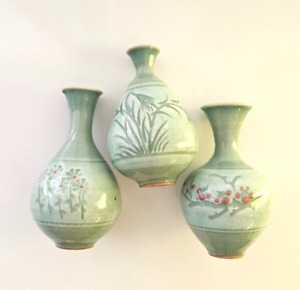 Celadon Ceramic Miniature Bud Vase 20th Century Korean Crazed Glaze Set Of 3