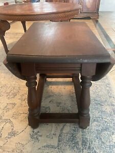 Small Antique Drop Leaf End Table