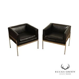 Knoll Pair Mid Century Modern Pair Of Chrome And Leather Lounge Chairs