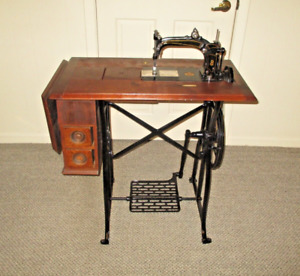 Antique 1876 Wheeler Wilson No 8 Treadle Sewing Machine In Cabinet Vguc 