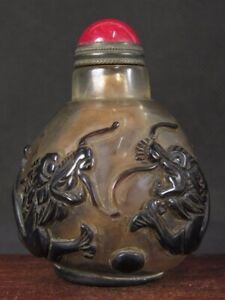 Chinese Two Dragon Carved Peking Overlay Glass Snuff Bottle