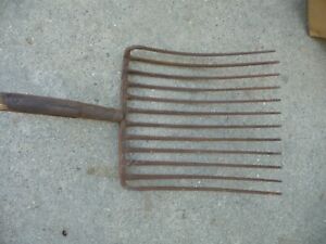 Vintage 12 Prong Tine Hay Pitch Fork Large And Heavy