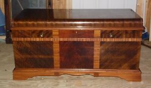 Vintage Cavalier Art Deco Waterfall Cedar Trunk Hope Chest Bed Bench With Light