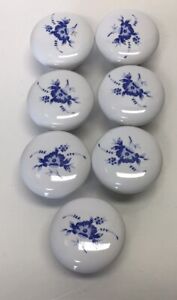 Lot Of 7 Vintage Porcelain White Blue Floral Painted Drawer Pulls Cabinet Knobs