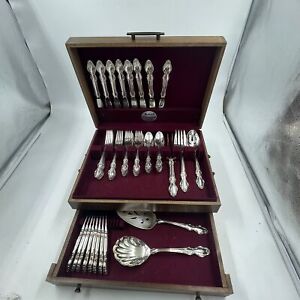 Reed Barton English Crown Silver Plated Flatware 50 Pc Service 8 W Chest