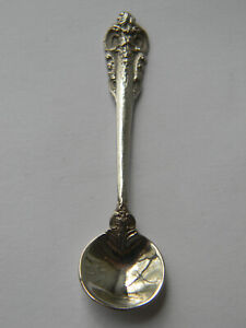 Grande Baroque By Wallace Sterling Silver Salt Spoon 2 5 