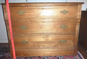 Antique 3 Drawer Oak Dresser 43 L X32h X19w Local Pick Up Freight Shipping