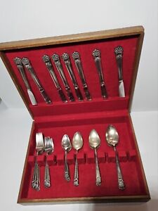 1847 Rogers Bros 42 Piece Eternally Yours Silverware Set W Wood Chest