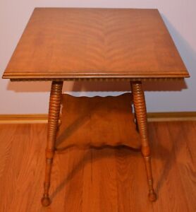 Vintage Antique 2 Tier Side Parlor Table With Turned Legs