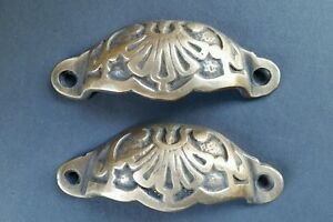 2 Apothecary Drawer Cup Bin Pulls Brass Handles Ant Victorian Style 3 C A2
