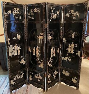 1900 S 4 Panel Black Lacquer Asian Dressing Screen With Mop Type Outlay