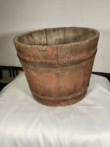 Mid Late 19th C American Antique Prim Sap Bucket