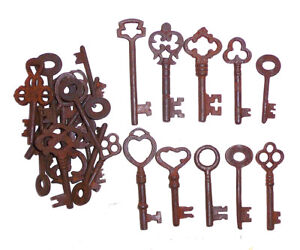 Antique Iron Skeleton Keys Lot Of 25 Steampunk