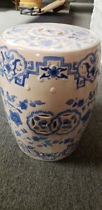 Antique Chinese Blue And White Porcelain Barrel Form Garden Seat Bonus
