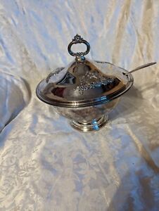 Vintage Silverplated Covered Serving Dish Tureen 10 1 4 Across
