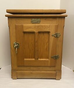 Vintage 27 5 White Clad Oak Wood Ice Box Cabinet Chest Simmons Hardware