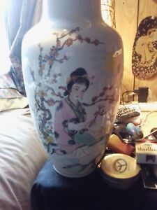 14 1 Old Dynasty Famille Rose Porcelain Four Beauties Flower Bottle Vase Set