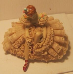 Gorgeous Irish Dresden Porcelain Figurine Prima Ballerina W Lacy Dress Nr 