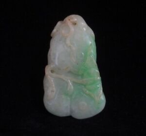 Chinese Old Hand Carving Plant Natural Green White Emerald Jadeite Pendant