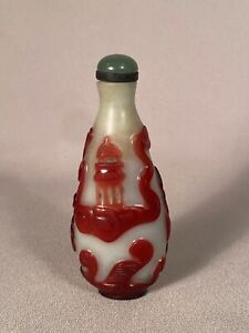 Vintage Chinese Peking Glass Snuff Bottle