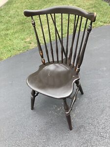 Ethan Allen Painted Brace Back Windsor Chair