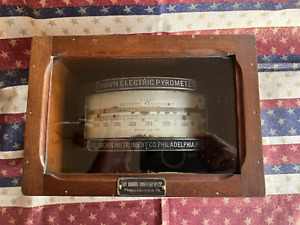 Vintage Brown Electric Pyrometer In Case