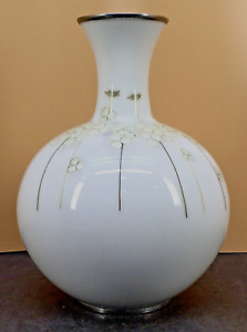 Japanese Taisho Silver Wire Ginbari Cloisonne Vase Signed