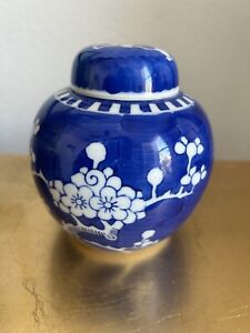 Antique Chinese 19th Century Ginger Jar 4 1 2 With Lid Read Description Please