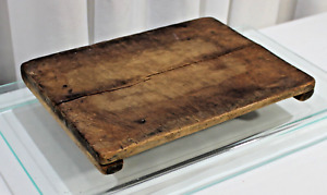 Antique Primitive Early America Wood Cutting Bread Board W Risers 12 X 8 75 