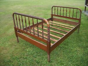 Antique Jenny Lind Spindle Bed Slightly Smaller Than Full Size 