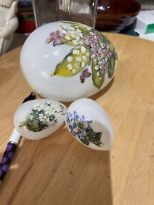 3 Lot 1880s Victorian Antique Blown Milk Glass Hand Painted Easter Eggs Big Sm