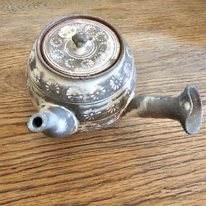 Japanese Kiyomizu Ware Tea Pot