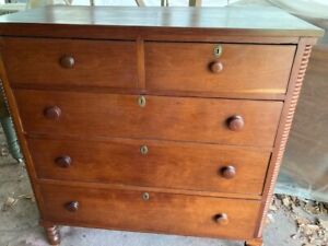 Fine Antique Cherry Federal Sheraton Chest Of Drawers 