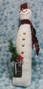 Primitive Snowman Cheer With Side Pocket Christmas Tree And Candy Cane 13 5 In