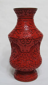 Fine Chinese Carved Cinnabar Lacquer Vase With Dragon And Phoenix Designs