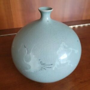 Antique Vtg Celadon Vase Flying Crane Korean Ceramic Porcelain Vessel