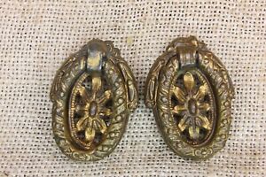 2 Old Drawer Pulls Drop Handles Wreath Ring 1900 S Vintage Cast Brass 1 7 8 